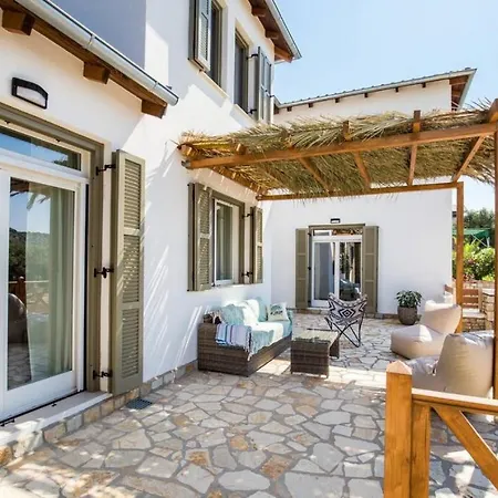 Luna Villa *
