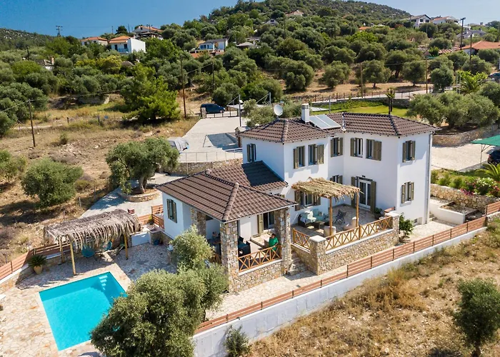 Luna Villa *